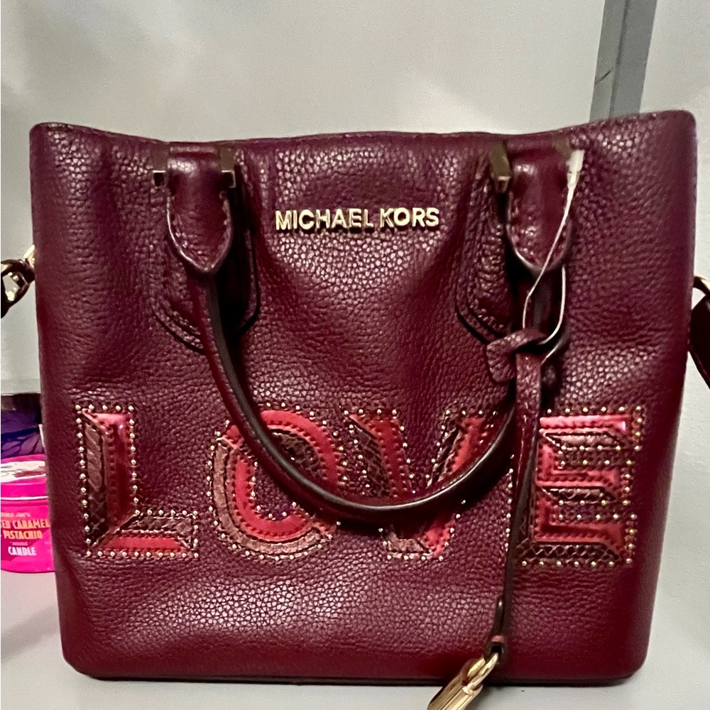 EUC Michael Kors Red ‘Adele’ messenger crossbody